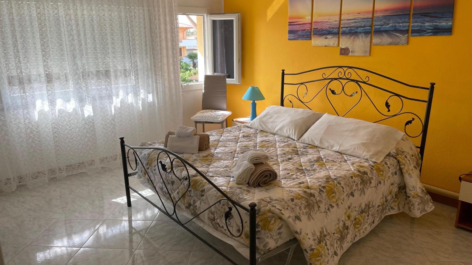 Casa Vacanze Da Roberta A Pochi Km Da Oristano Simaxis Екстериор снимка